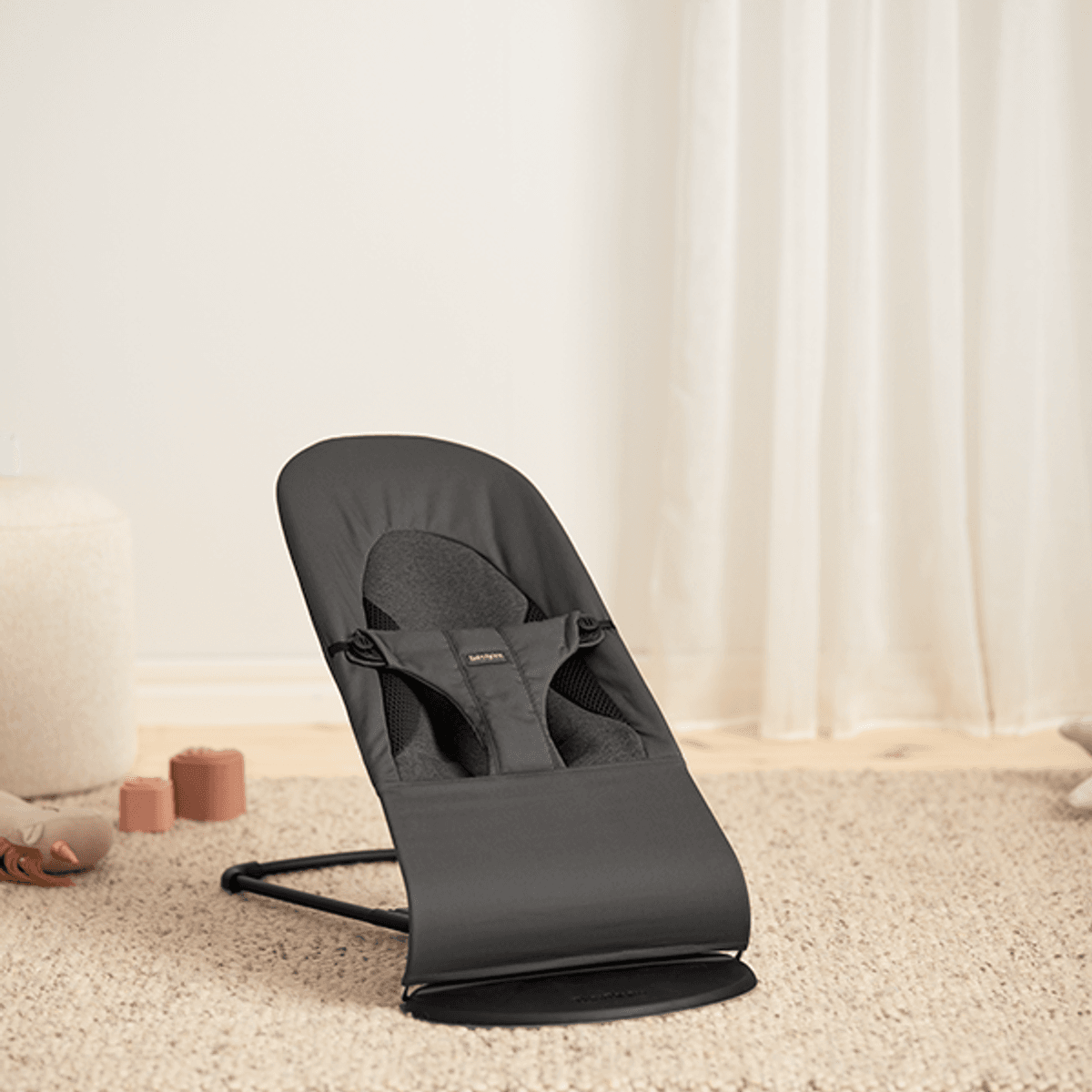 BabyBjörn | Vippestol Balance Soft | Vevd Jersey | Mørkegrå