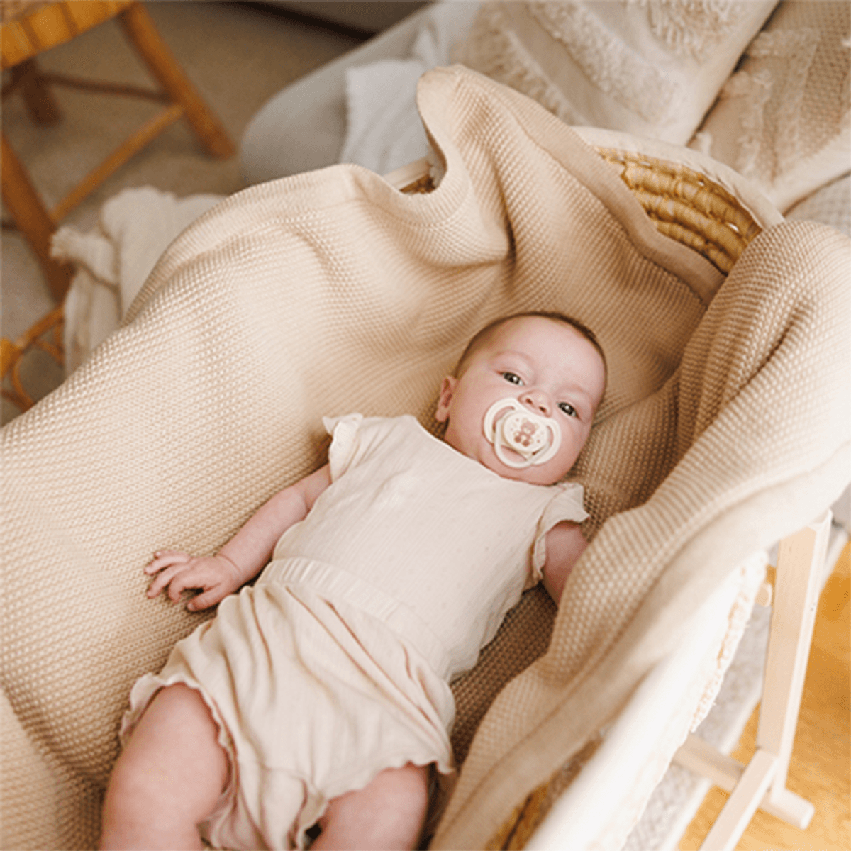 Babyono | Symmetrisk Sillikonsmokk | 0-6 mnd