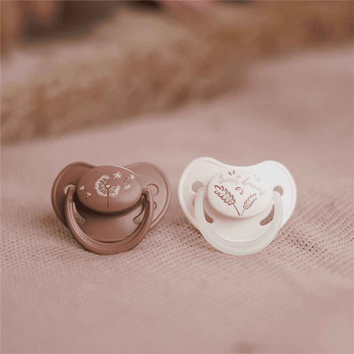 Babyono | Silikon Smokk | 18 mnd +