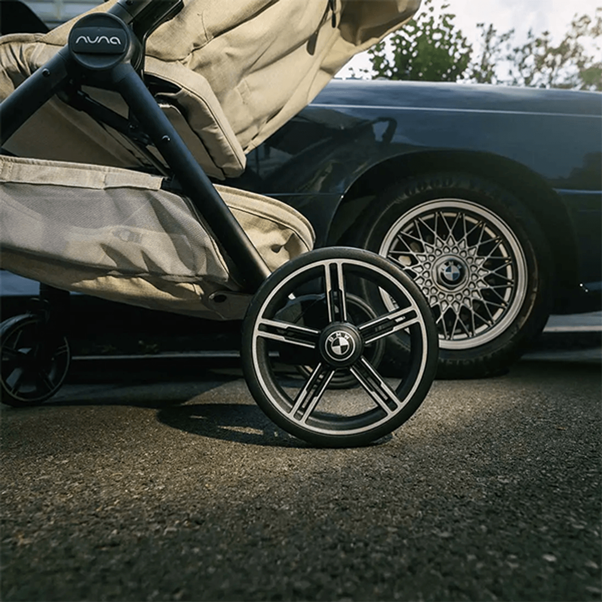 Nuna | Trvl LX  Trille| BMW Collection | Mica
